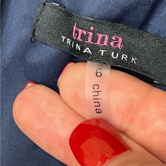 Trina Turk Blue Sizzling Sleeveless Embroidered Dress Sz 6 Feminine Cocktail - Picture 5 of 8